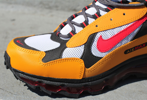 Nike Air Max Terra Sertig White University Red Canyon Gold 4
