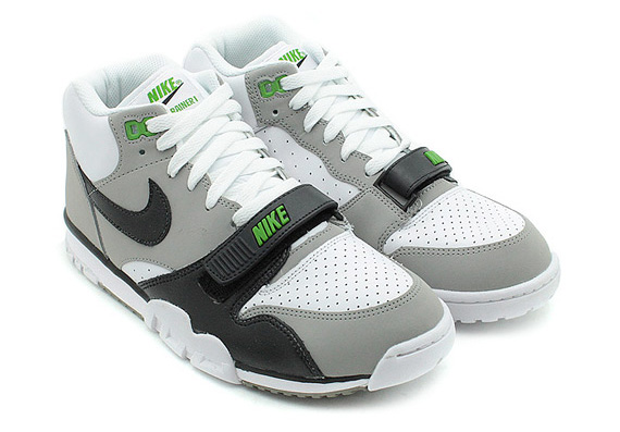 Nike Air Trainer 1 Mid Premium Chlorophyll 2