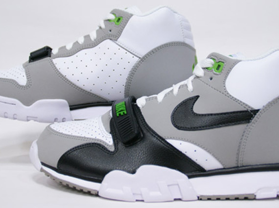 Nike Air Trainer 1 Mid Premium Chlorophyll 4