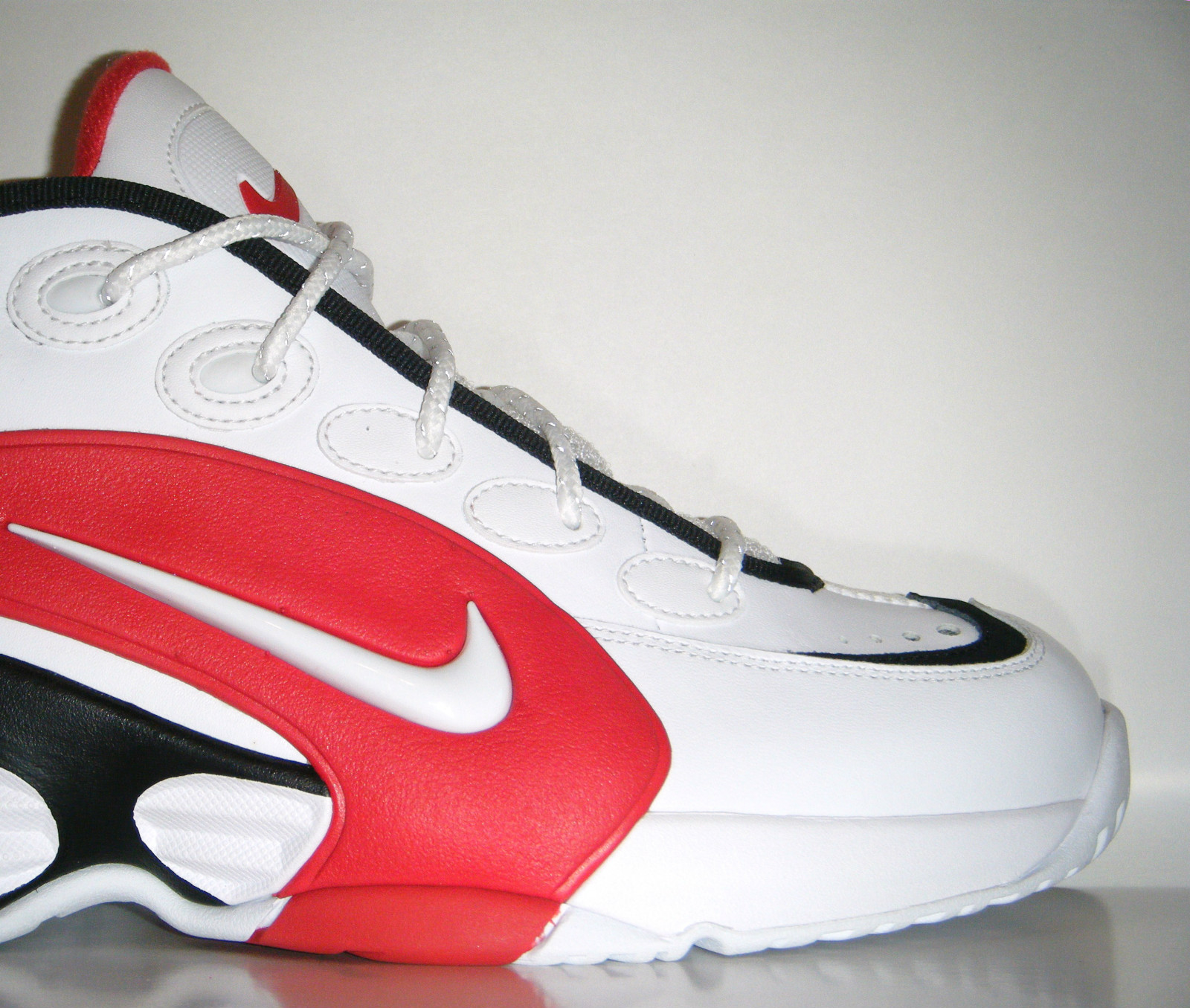 Nike Air Way Up White Black University Red 02