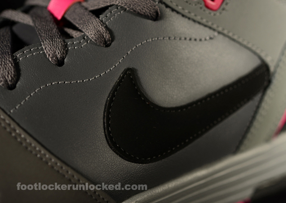 Nike Mach Force Mid Fireberry 9