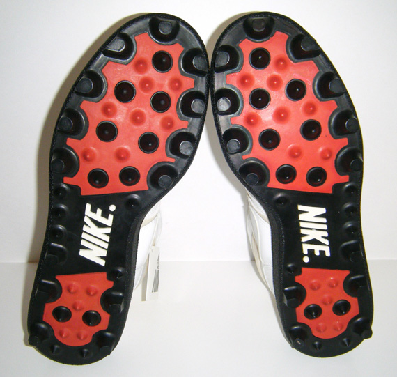 Nike Shark 1988 Football Cleats 11
