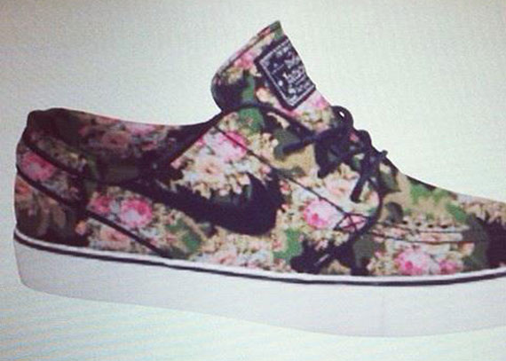 Nike Zoom Stefan Janoski Premium Floral 1
