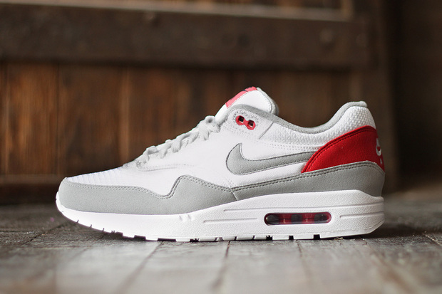 Social Status X Max100 X Nike Air Max 1 Shoes Revealed 15