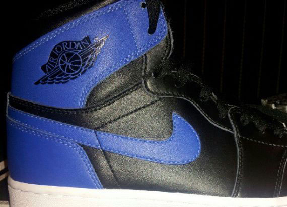 Air Jordan 1 "Black/Royal" - Release Date