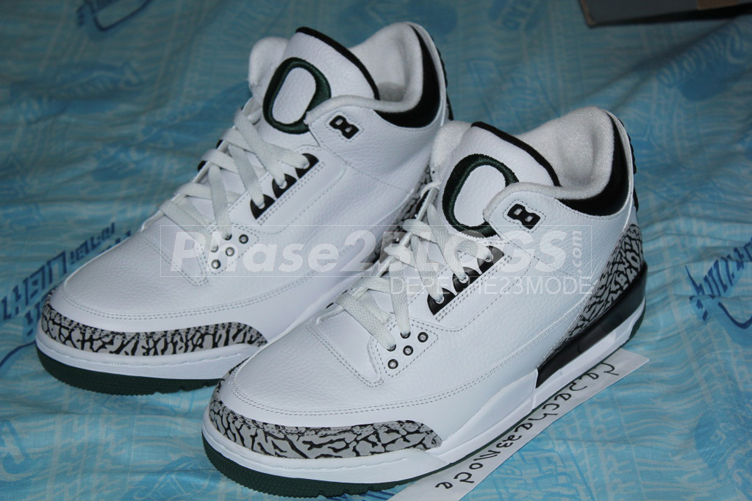 Air Jordan Iii Oregon White Cement