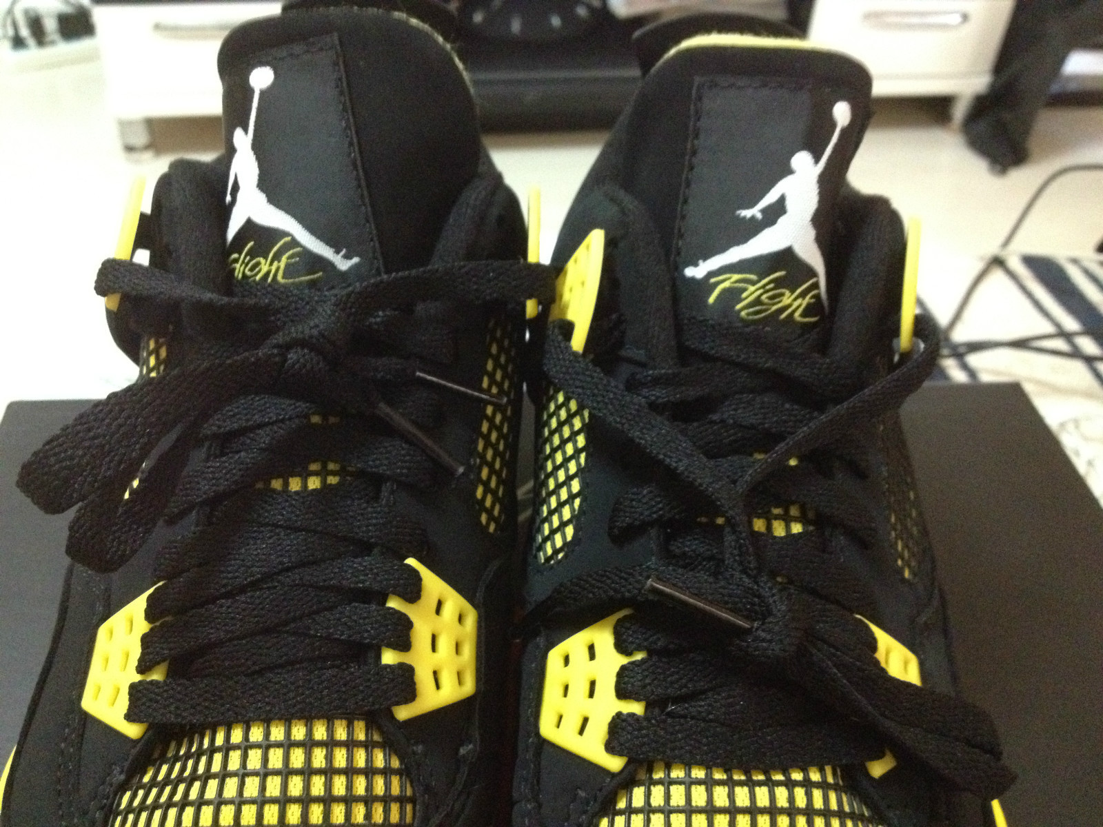 Air Jordan Iv Thunder Available Early 05
