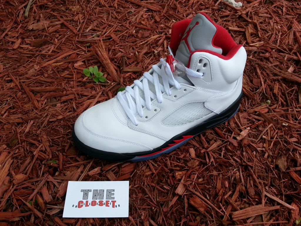 Air Jordan V White Fire Red Black 2