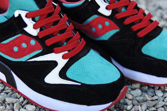 Bait Saucony Grid 9000 Viridian Burner 2