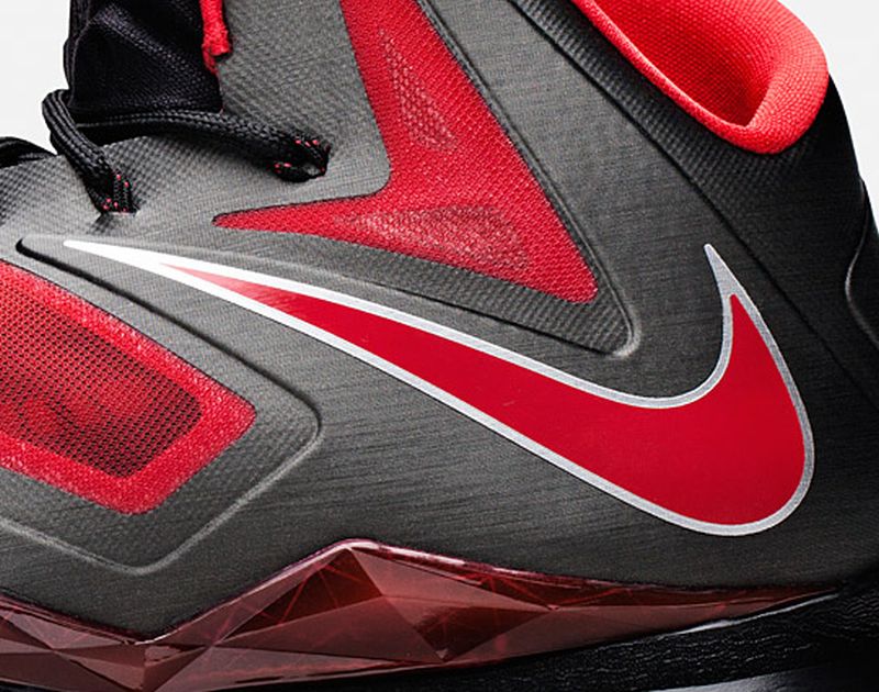 Bred Nike Lebron X 04