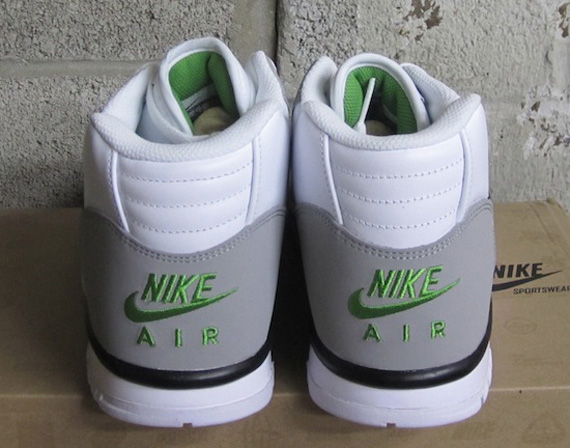 Chlorophyll Trainer 1 Releasing 3