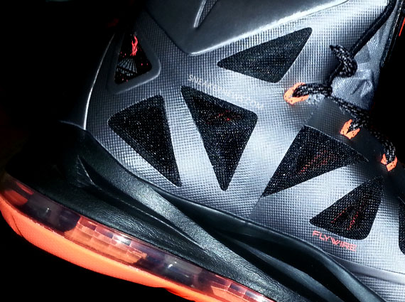 "Grey/Orange" Nike LeBron X