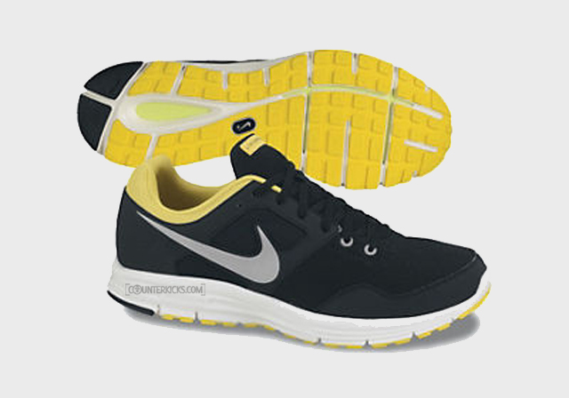 Livestrong Nike Lunarfly 4