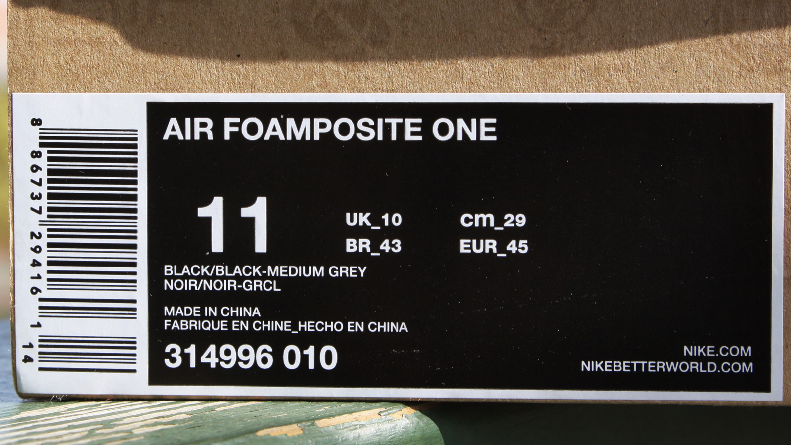 Nike Air Foamposite One Stealth Detailed Images 01