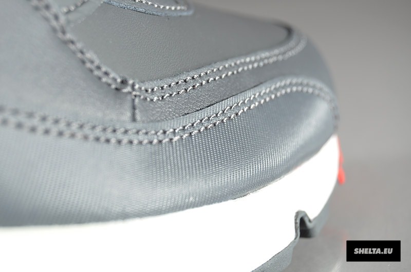 Nike Air Max 90 Essential Dark Grey University Red White 7