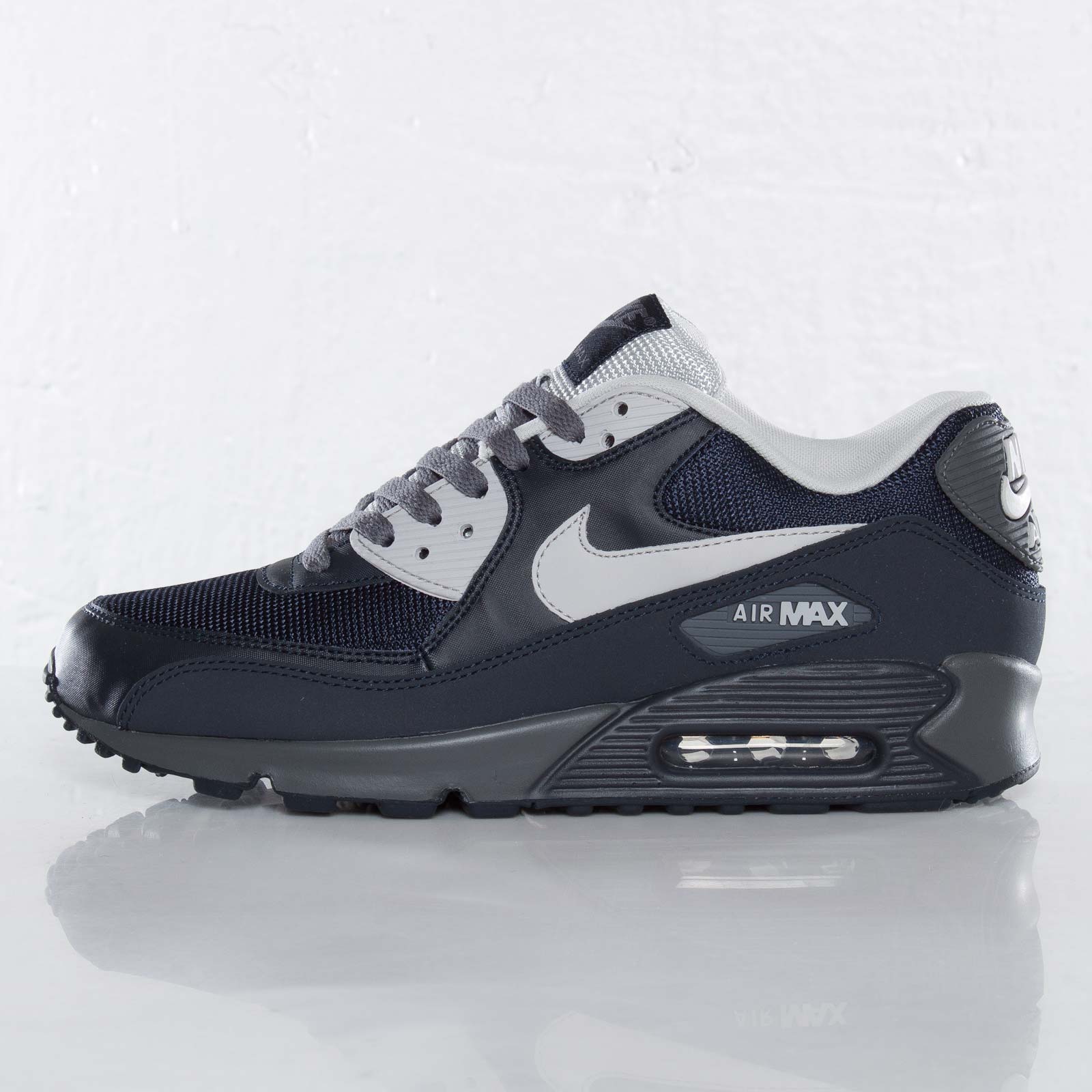 Nike Air Max 90 Essential Dark Obsidian Neutral Grey Dark Grey 1