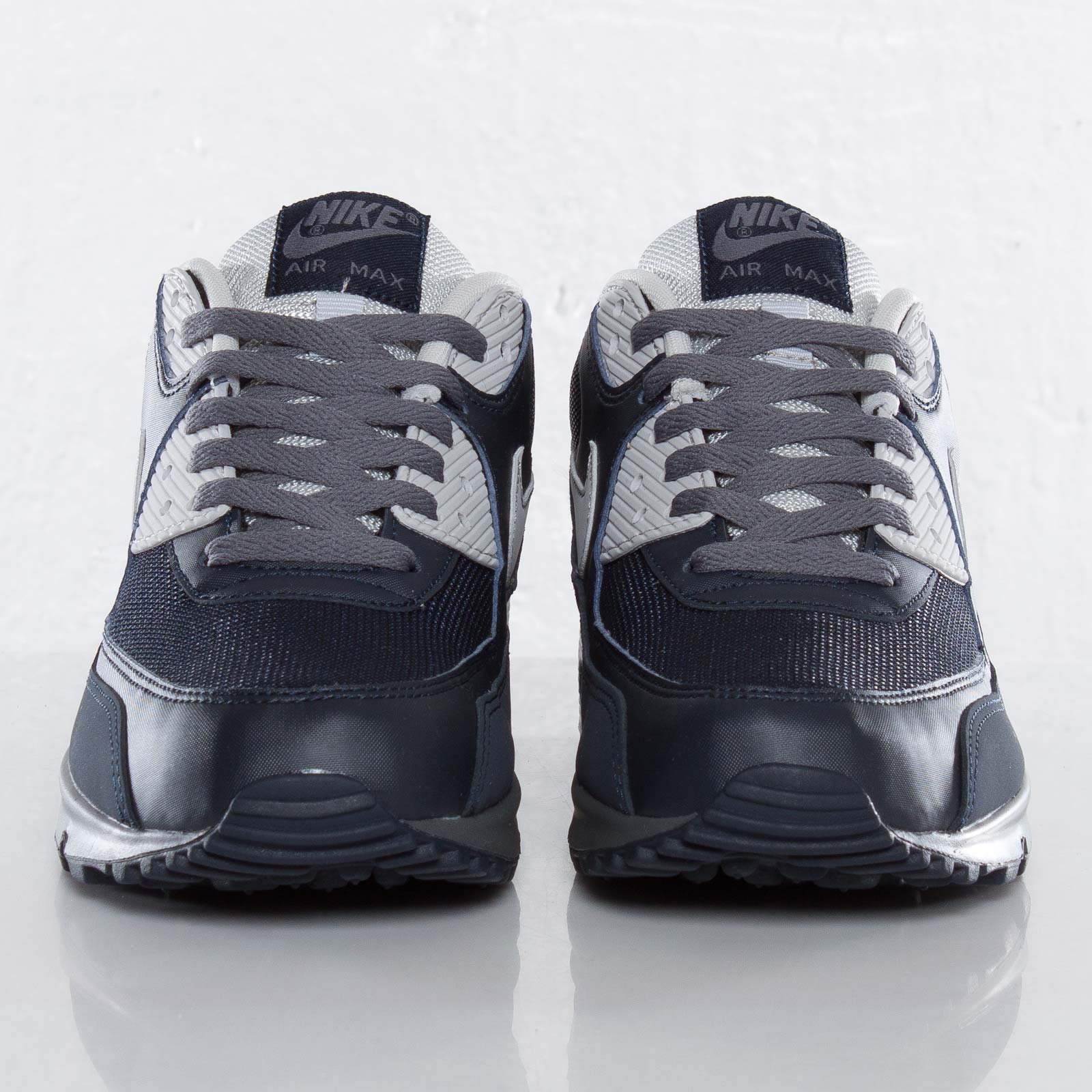 Nike Air Max 90 Essential Dark Obsidian Neutral Grey Dark Grey 3
