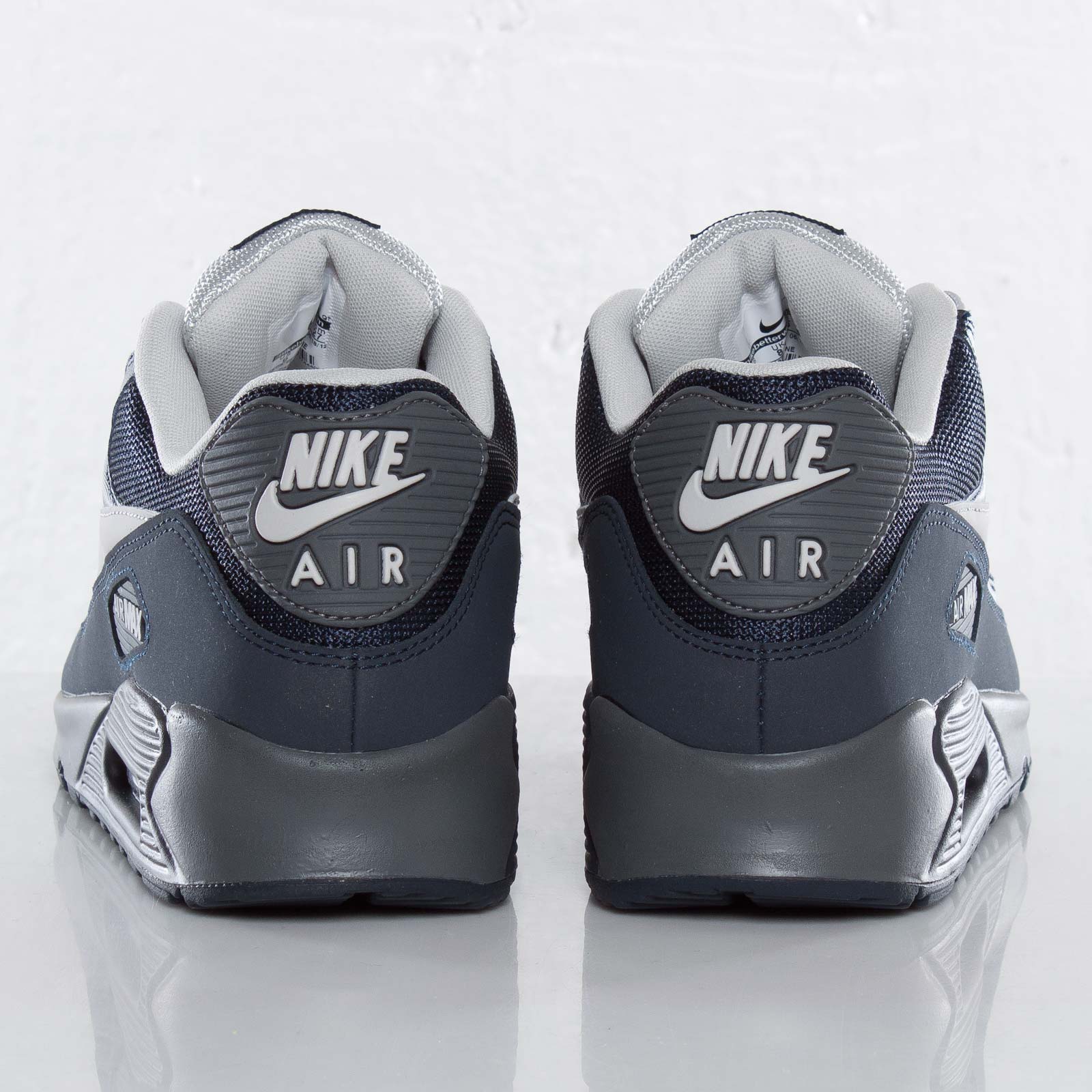 Nike Air Max 90 Essential Dark Obsidian Neutral Grey Dark Grey 4