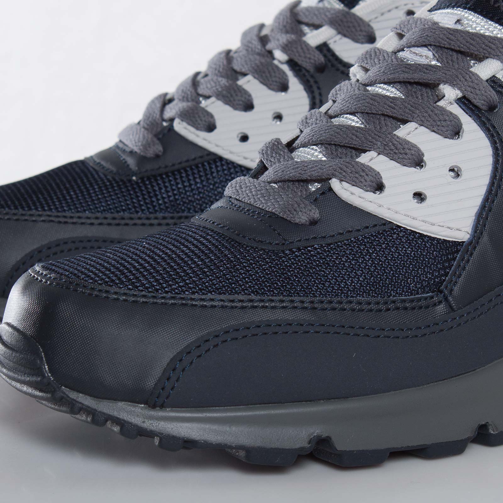 Nike Air Max 90 Essential Dark Obsidian Neutral Grey Dark Grey 7