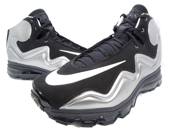 Nike Air Max Flyposite Metallic Silver Black 1