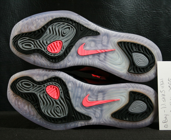 Nike Air Max Hyperposite Black Reflective Silver Hot Punch 12