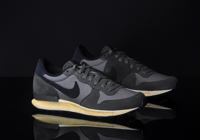 Nike Air Solstice Medium Olive Black Cargo Khaki Sail 3
