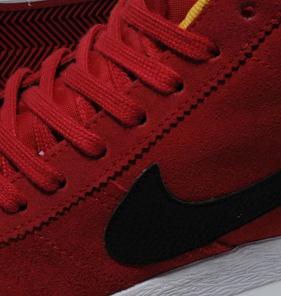 Nike Bruin Mid Red Black Yellow 4