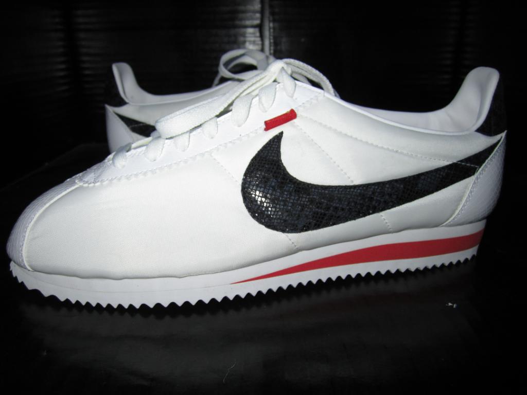 Nike Cortez Year Of The Snake 2013 Sample 09