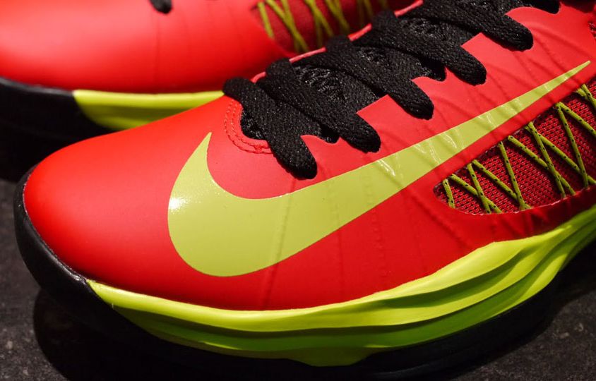 Nike Lunar Hyperdunk University Red Atomic Green Black 01