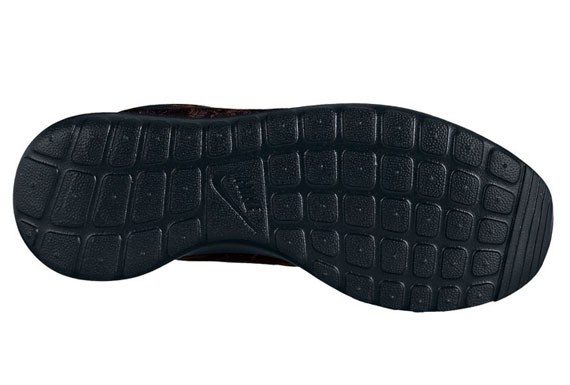 Nike Roshe Run Snakeskin 1