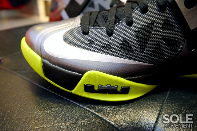 Nike Zoom Soldier 6 Grey Black Light Green 5
