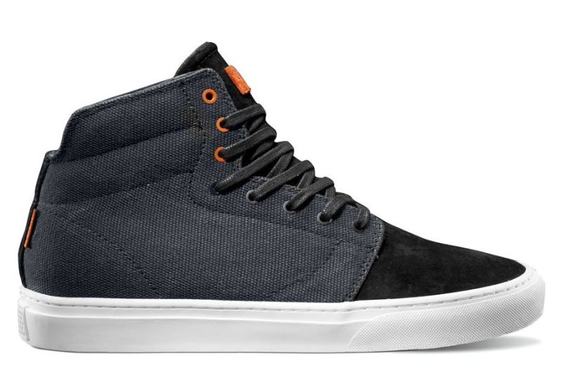 Vans Otw Alcon Holiday 2012 01