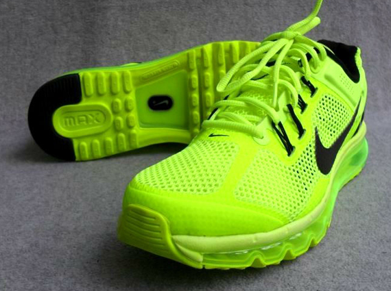 Nike Air Max 2013 Volt