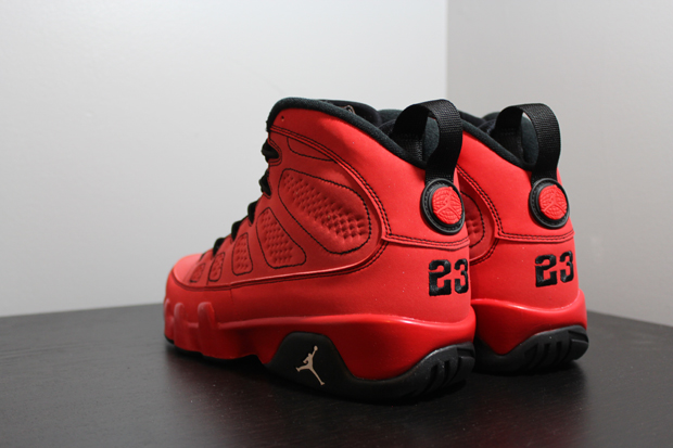 Air Jordan Ix Motorboat Jones New Images 2