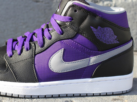 Air Jordan 1 Phat - Black - Court Purple