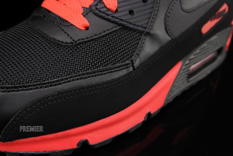 Nike Air Max 90 Essential Black Sunburst 03