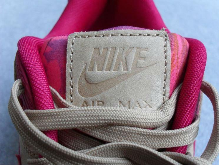 Nike Air Max 90 Pink Camo 4