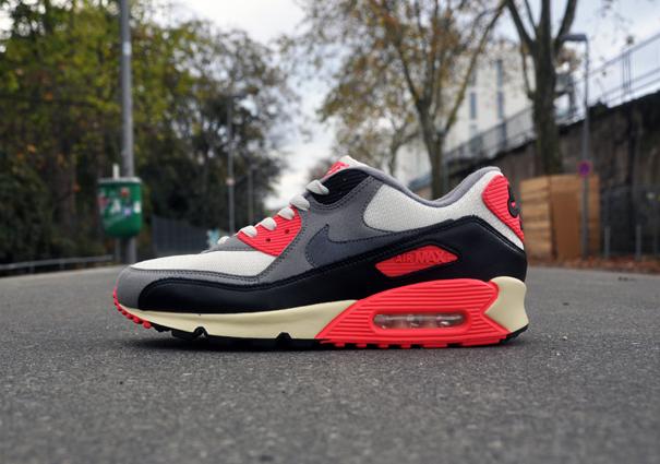 Nike Air Max 90 Vntg Infrared December 2012 04
