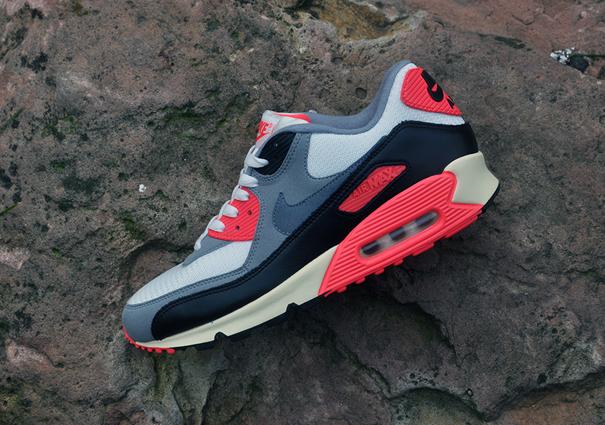 Nike Air Max 90 Vntg Infrared December 2012 08