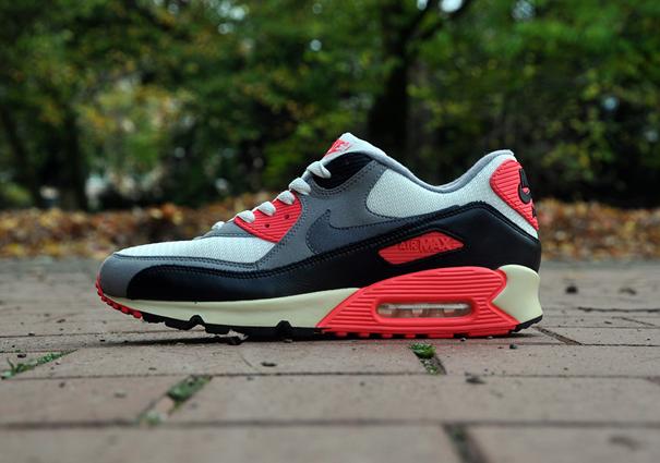 Nike Air Max 90 Vntg Infrared December 2012 09