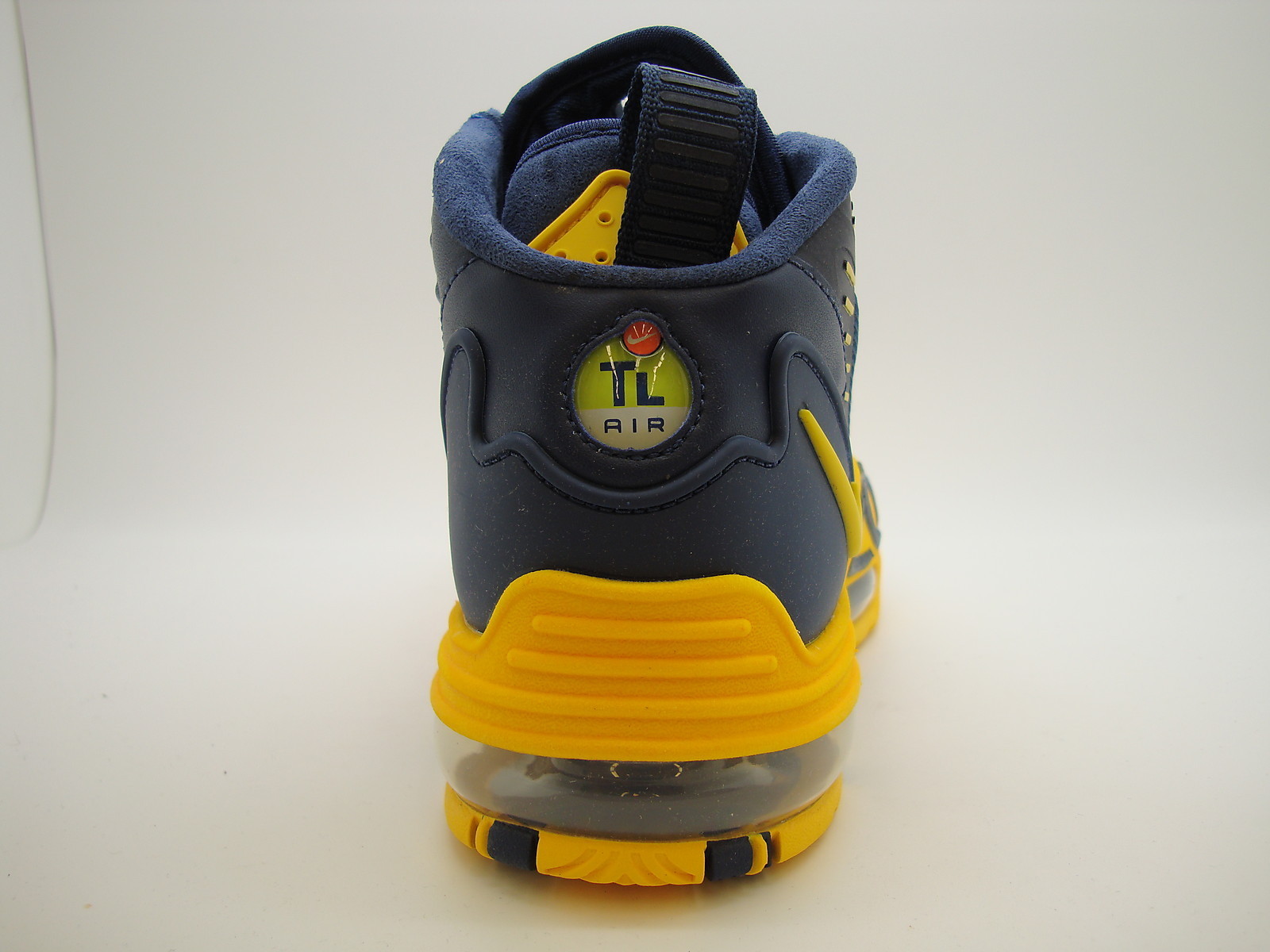 Nike Air Max Pillar Michigan Release 02