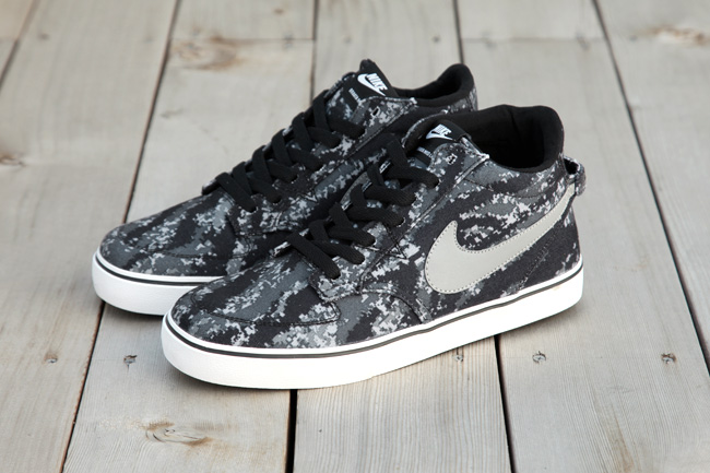 Nike Braata Mid Lr Digi Camo 1