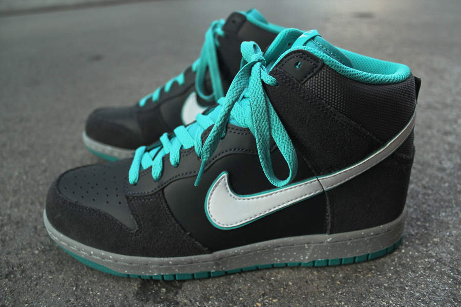 Nike Dunk High Anthracite White Sport Turquoise 1