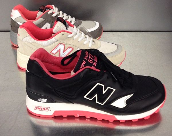 Size Staple New Balance 577 Black Pigeon Release