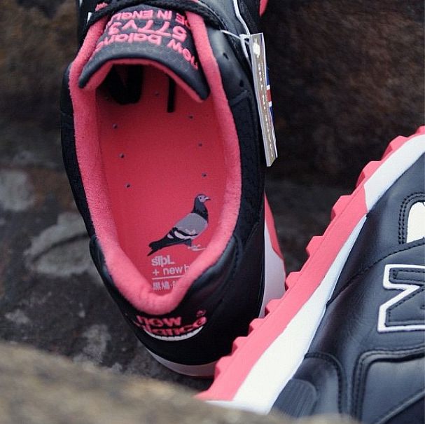 Size Staple New Balance 577 Black Pigeon