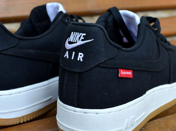 Supreme x Nike Air Force 1 Low - Black
