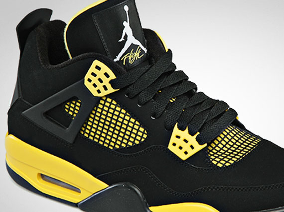 Air Jordan IV “Thunder” – Official Images