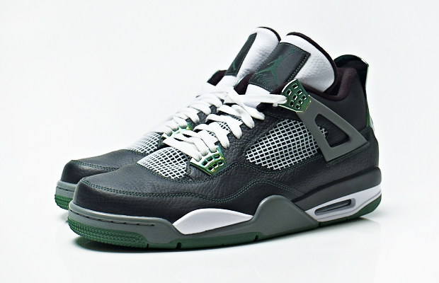 Air Jordan Retro Oregon Ducks Collection 7