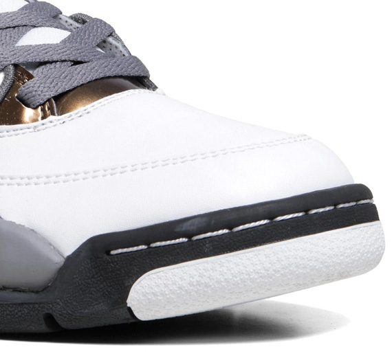 Nike Air Flight 89 White Total Crimson Cool Grey 2