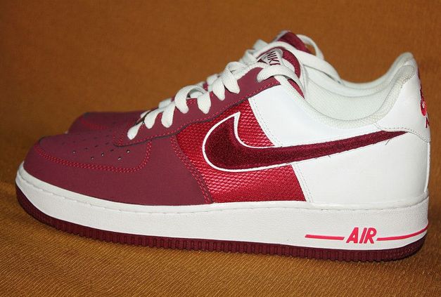 Nike Air Force 1 Low Varsity Burgundy 02